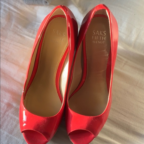 Saks fifth ave espadrilles. - Picture 5 of 8